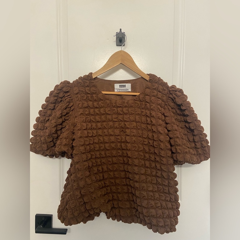 EENK Chocolate Brown Popcorn Textured Puff Sleeve Top
